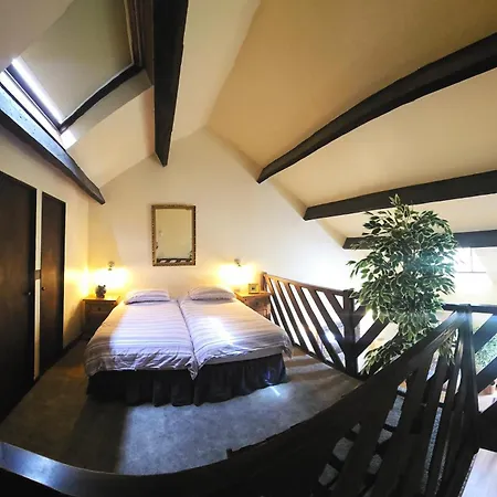 Appartamento Langford Apartments And Rooms *